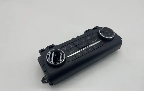 Ford Kuga III Air conditioning (A/C) switch NJ6T18C612HB