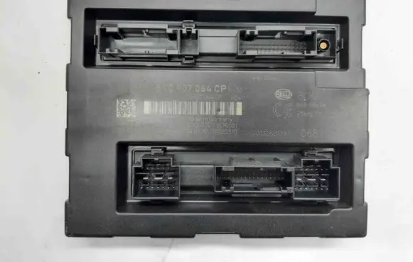 Audi Q5 SQ5 Central body control module 8K0907064CP