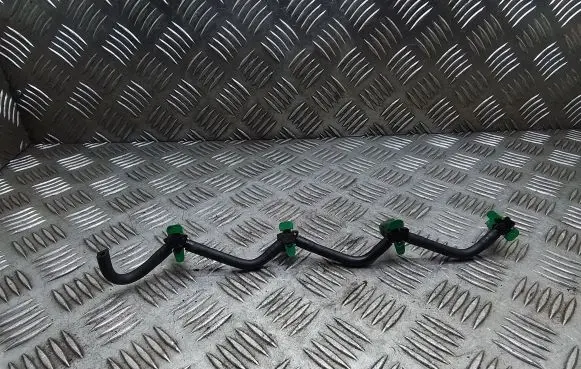 Volvo V50 Fuel return line/hose 