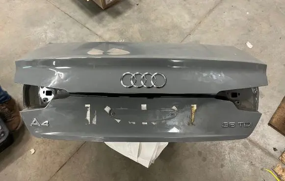 Audi A4 S4 B9 8W Tailgate/trunk/boot lid