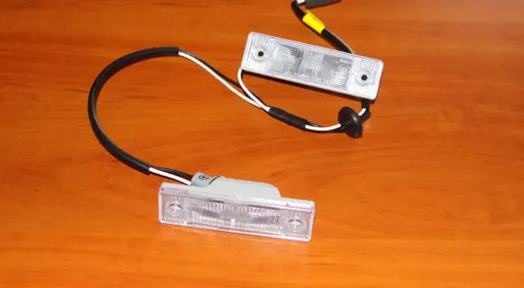Chevrolet Aveo Number plate light 95387158