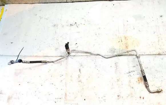 Ford Focus C-MAX Air conditioning (A/C) pipe/hose