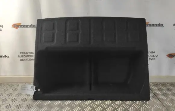 Trunk/boot floor carpet liner