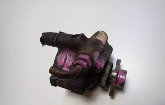 Renault Scenic I Power steering pump 7700417137