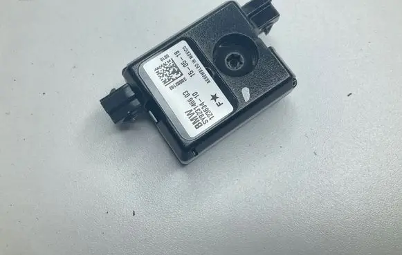 BMW 4 F36 Gran coupe Aerial antenna amplifier 9231466