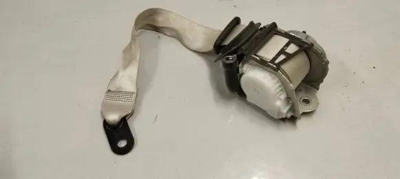 BMW X5 G05 Front seatbelt 7497590