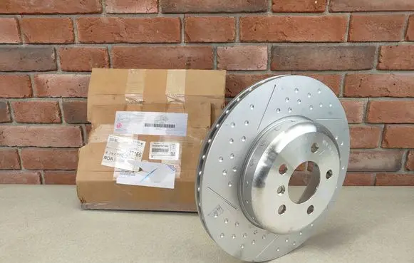 BMW 3 F30 F35 F31 Rear brake disc 6797600