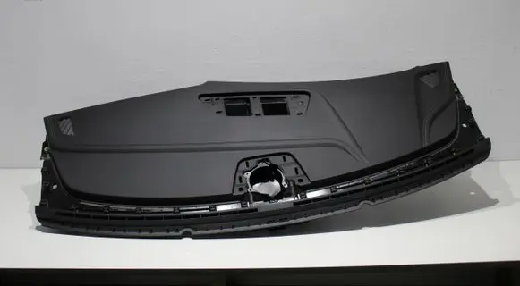 Audi Q6 e-tron Radio/GPS head unit trim 