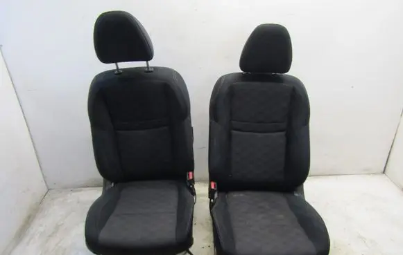 Nissan Qashqai Front passenger seat KRIS235789