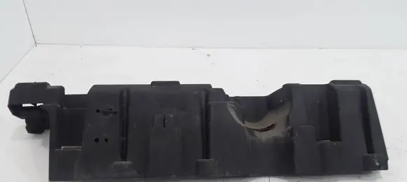 Volvo V70 Engine cover (trim)