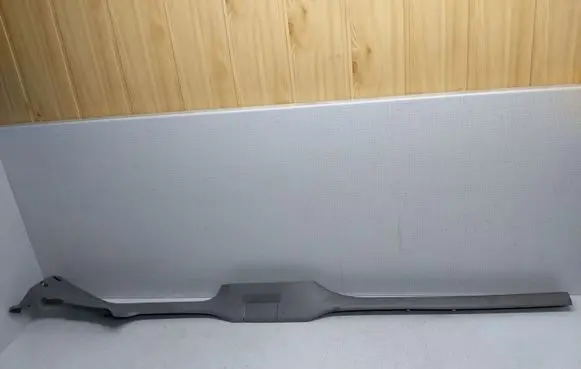 Volkswagen Golf V Other sill/pillar trim element 1K4853371