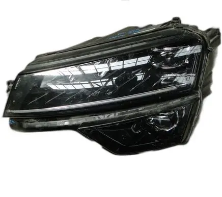 Skoda Karoq Headlight/headlamp 