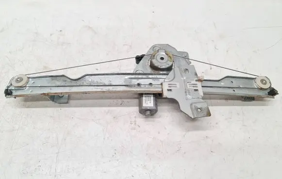 Dacia Duster Front door electric window regulator 128001471B 3Q5241B 9030319C