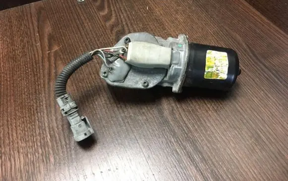 Iveco Daily 4th gen Wiper motor 53556502 53670637