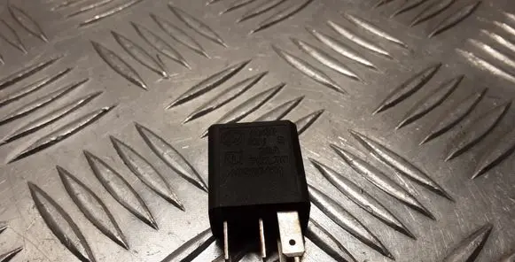 Alfa Romeo 147 Other relay 46520421