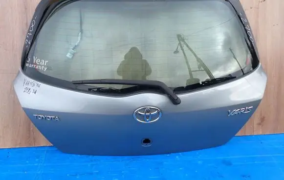 Toyota Yaris Tailgate/trunk/boot lid 