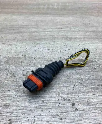BMW 5 E39 Plug wire 1928300527 3PIN