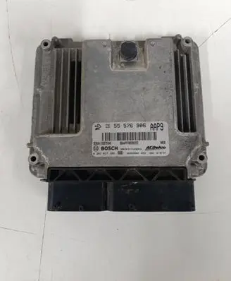 Opel Insignia A Engine control unit/module 55576906 55575349