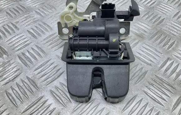 Volkswagen PASSAT B8 Tailgate/trunk/boot lock/catch/latch 3G0827505C