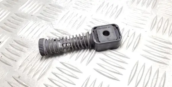 Audi A3 S3 A3 Sportback 8P Gear shift rod 1K0711761B