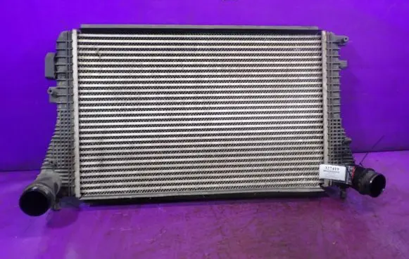 Skoda Yeti (5L) Intercooler radiator 1K0145803BM