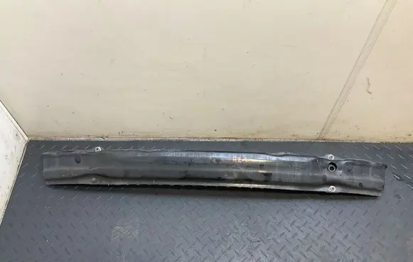 BMW 5 E60 E61 Rear bumper cross member 7050405 14191810