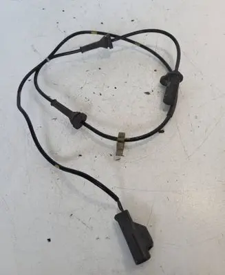 Volvo V70 ABS brake wheel speed sensor 9467580