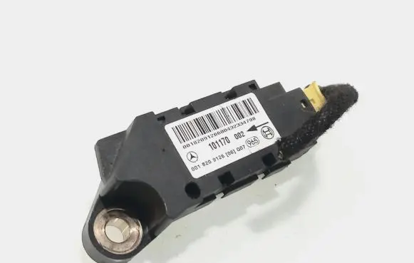Mercedes-Benz C W203 Airbag deployment crash/impact sensor 0018209126 101170002