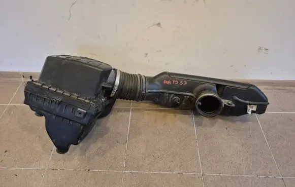 Dodge Durango Intake resonator 52126389AA 68022162AC