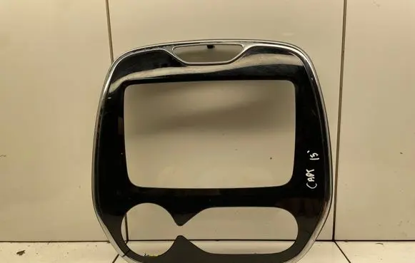 Renault Captur Radio/GPS head unit trim 682700795R 682707901R 682702540R