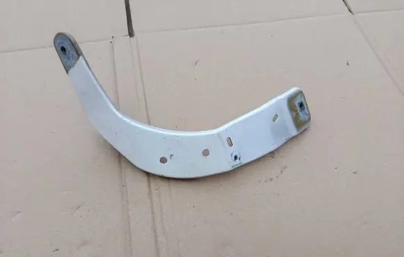 Citroen C4 II Picasso Headlight/headlamp mounting bracket 017243