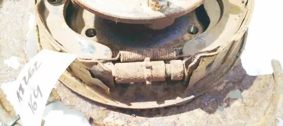 Subaru Forester SH Handbrake/parking brake pads 