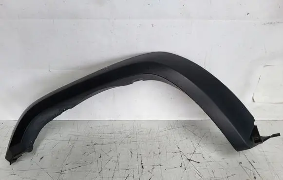 Suzuki Jimny Rear arch trim 77530-78r0