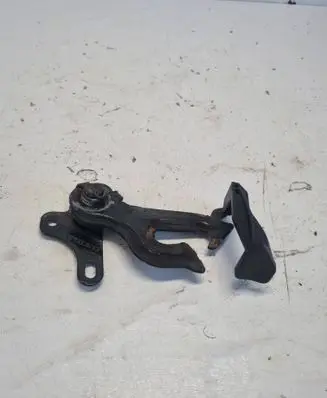 Volvo XC60 Engine bonnet (hood) release handle
