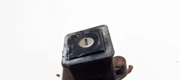 Volkswagen PASSAT B3 Tailgate exterior lock 357827571D