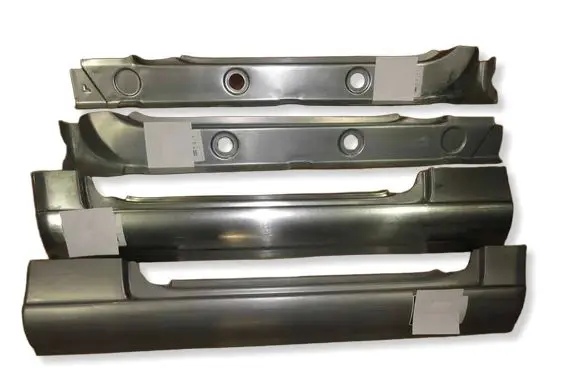 Volkswagen II LT Sill/side skirt trim 