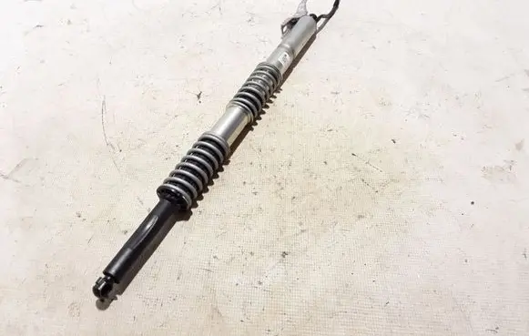 BMW 5 F10 F11 Tailgate strut 7207015