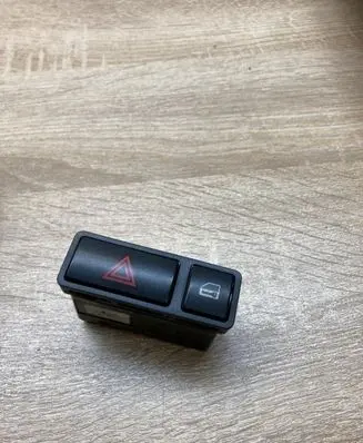 BMW X5 E53 Hazard light switch 8368920
