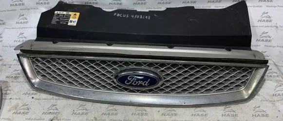 Ford Focus ACC Distronic radar sensor grill/trim 5M518138AB