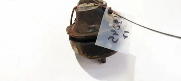 Volvo XC90 Engine mount bracket 30773951