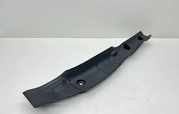 Audi A5 Fender end trim 8W6821111