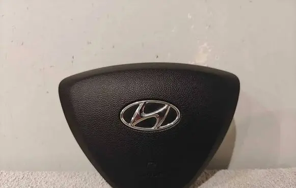 Hyundai i10 Steering wheel airbag 0080P1130035