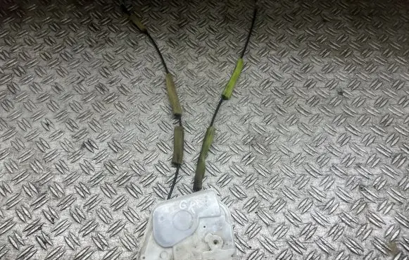 Mazda 6 Rear door lock F96G15R2