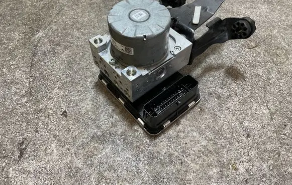 BMW 3 G20 G21 ABS Pump 5B3D9B1 5B3D9B2 10022029874