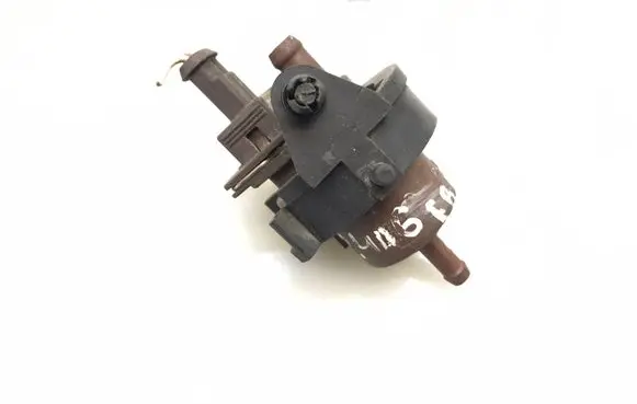 Peugeot 406 Vacuum valve 2580008A