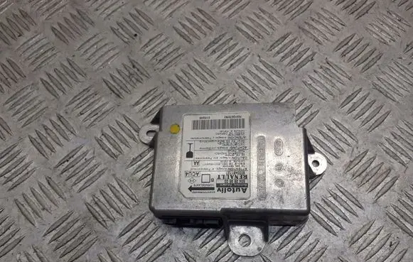 Renault Megane II Airbag control unit/module 8200481127