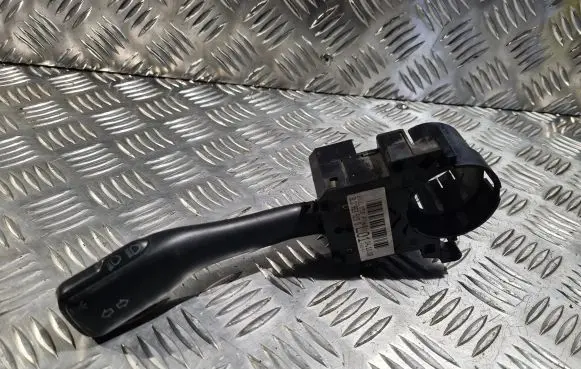 Indicator stalk