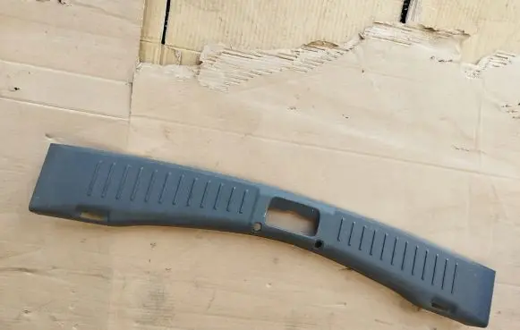 Ford Kuga I Trunk/boot sill cover protection 8V41S40352