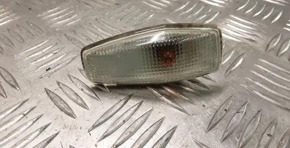 KIA Sportage Front fender indicator light