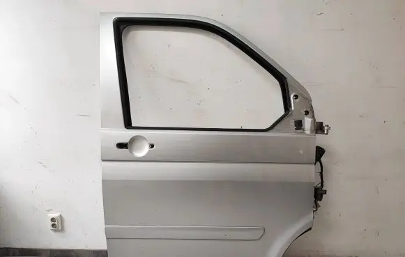 Volkswagen Multivan T5 Front door